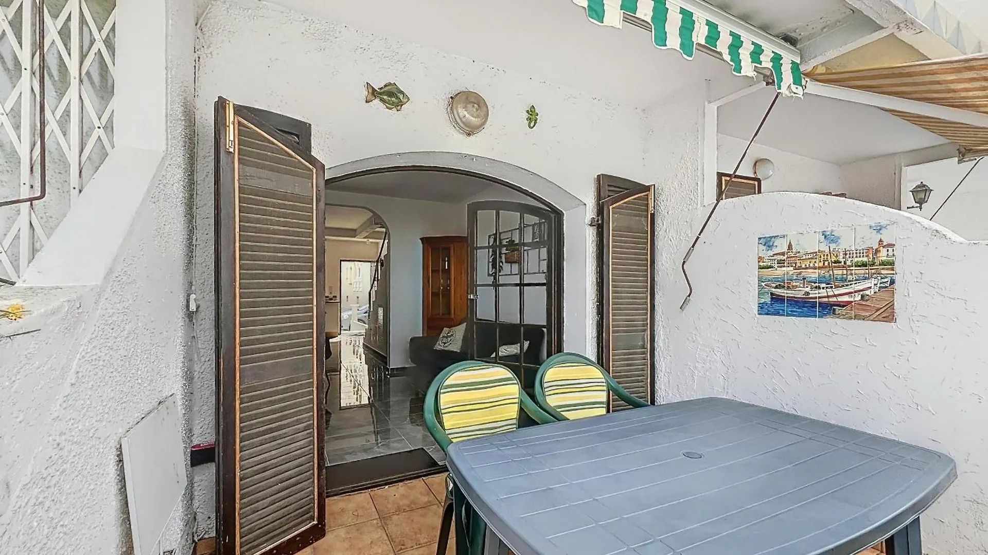 Holiday home Porto Fino Casa Con Amarre Y Vista Al Canal Empuriabrava Spain